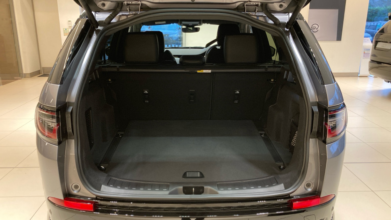 Land Rover Discovery Sport 1.5 P270e Dynamic SE 5dr Auto [5 Seat] Station Wagon